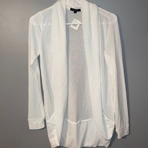 NWT Women's Ivory cardigan